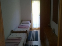 Appartamenti Vir  - apartman slobodan od 22.8. Vir (Isola Vir)